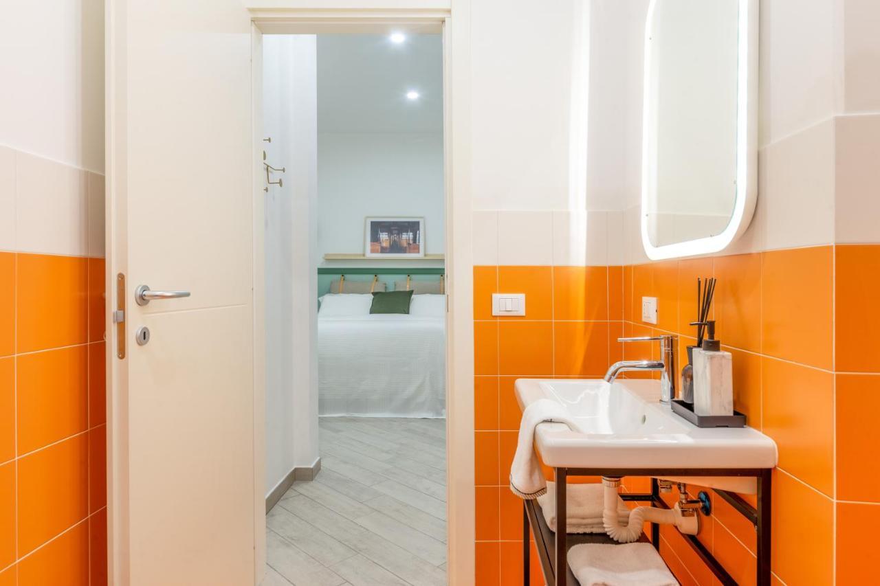 Lovely And Tiny Pied-A-Terre In The City Center トリエステ エクステリア 写真