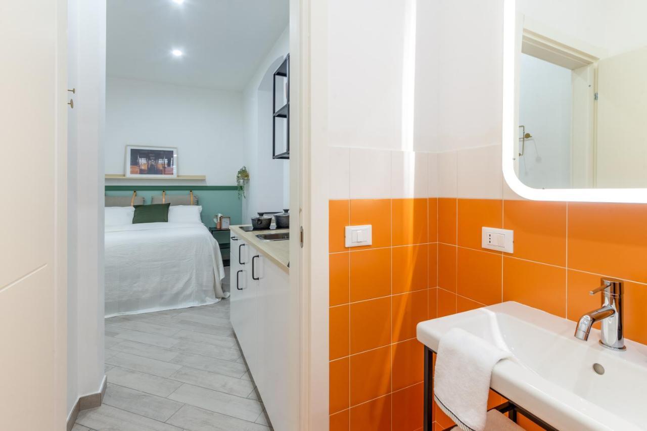 Lovely And Tiny Pied-A-Terre In The City Center トリエステ エクステリア 写真
