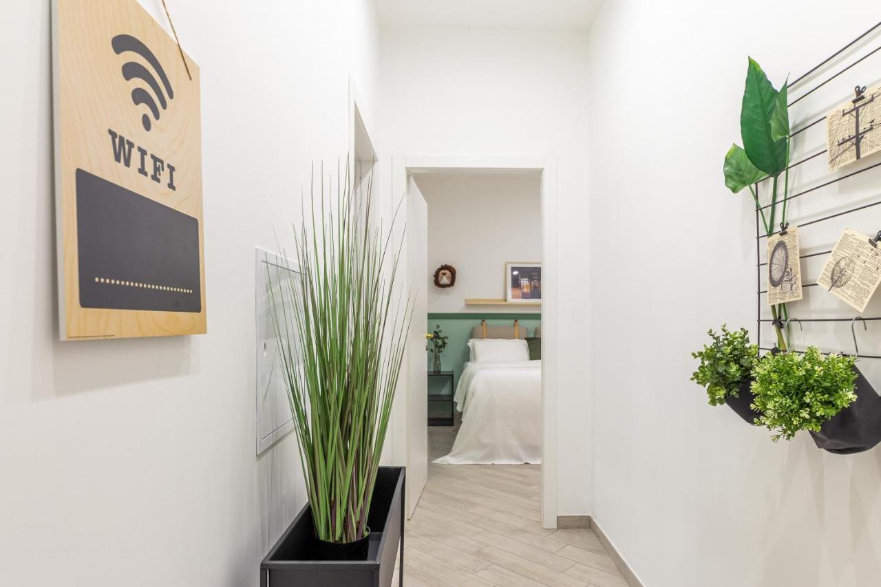 Lovely And Tiny Pied-A-Terre In The City Center トリエステ エクステリア 写真